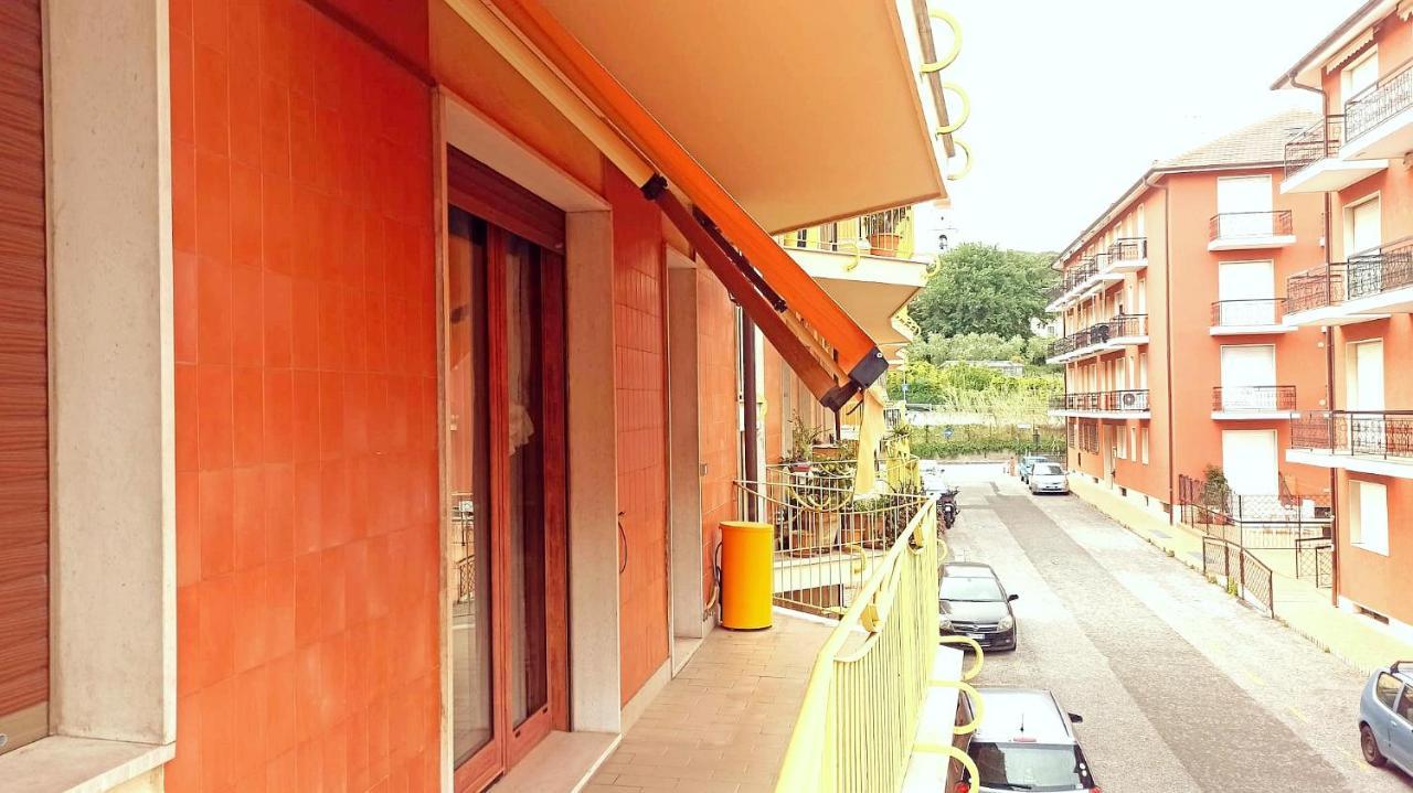 Il Tulipano Apartment San Bartolomeo Al Mare Exterior photo